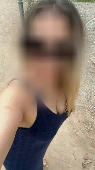 Anna, 40