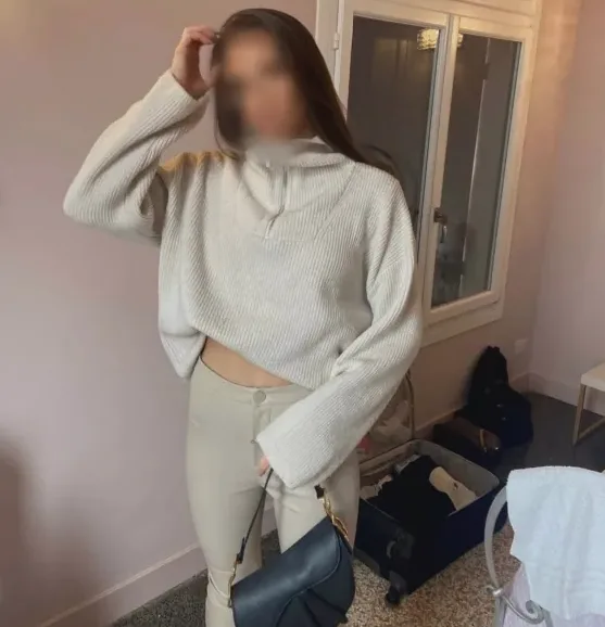Denise, 27