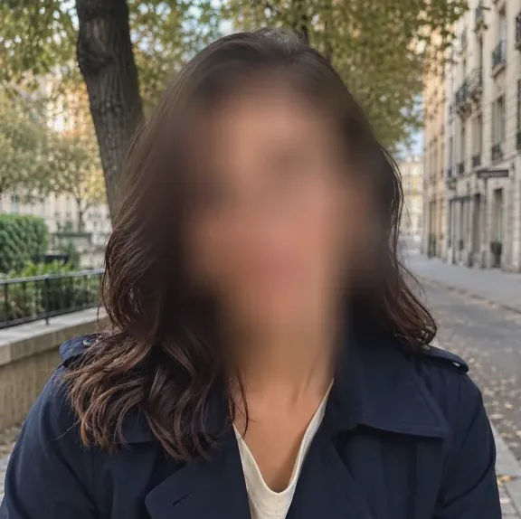 Elena, 20