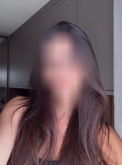 Emina, 37