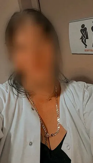 Maja, 33