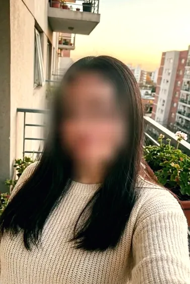 Nikolina, 20